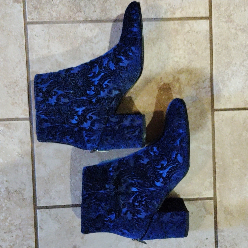 Stuart Weitzman 8 Bacari Blue Velvet Booties Boots